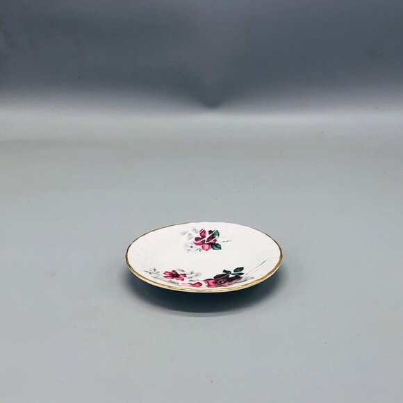 Sutherland tea saucer bone china porcelain gold trim floral made England 5" READ - Picture 4 of 4